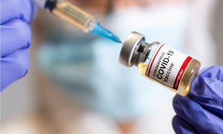 Ante la inminente llegada de vacunas contra el coronavirus a Argentina, el Ministerio de Salud prevé vacunar a más de 11 millones de personas en 2021. Ante la inminente llegada de vacunas contra el coronavirus a Argentina, el Ministerio de Salud prevé vacunar a más de 11 millones de personas en 2021.