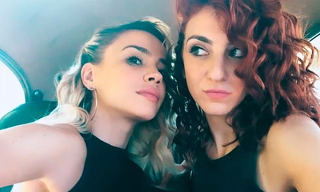 Las actrices tenían en vilo a los televidentes con su relación. Las actrices tenían en vilo a los televidentes con su relación.