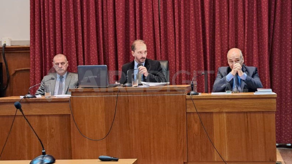 Octavio Silva, Gustavo Urdiales y Pablo Busaniche, el tribunal encargado de juzgar a Ponce de Le&oacute;n por el femicidio de Gisela Fiamaca.