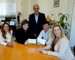 Este martes a partir de las 14, la mesa política del Gobierno nacional tratará de delinear su estrategia parlamentaria para avanzar en la reforma electoral. Este martes a partir de las 14, la mesa política del Gobierno nacional tratará de delinear su estrategia parlamentaria para avanzar en la reforma electoral.