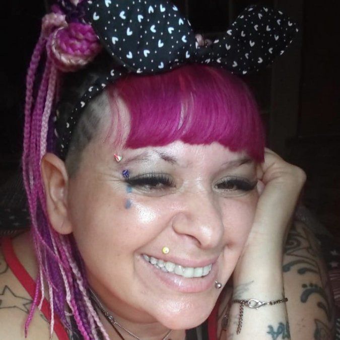 La Chabona mostró su nueva dentadura.