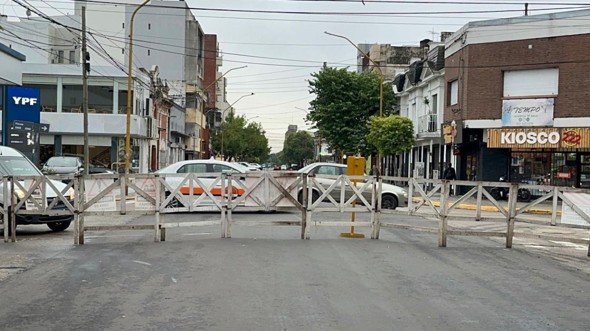 El corte es total en calle Mendoza y su intersección con calle Francia.
