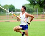 Germán Chiaraviglio encabezará a la delegación argentina en el campeonato sudamericano de atletismo que se desarrollará en Ecuador. Germán Chiaraviglio encabezará a la delegación argentina en el campeonato sudamericano de atletismo que se desarrollará en Ecuador.