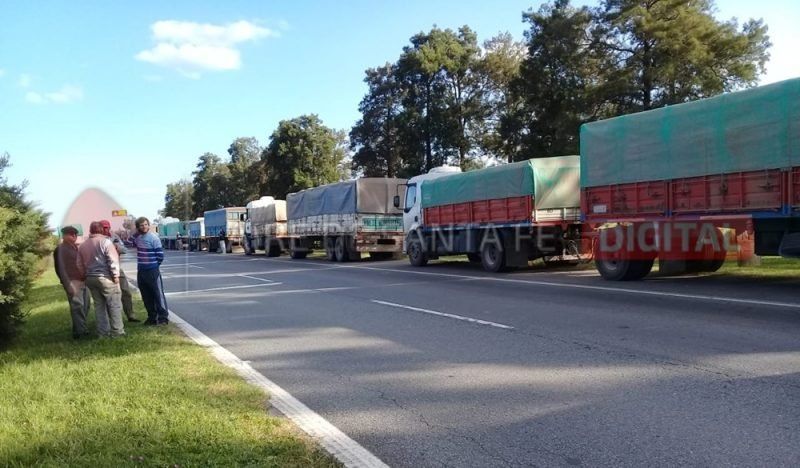 Empresarios de Reconquista temen el accionar del Sindicato de Camioneros en plena crisis económica