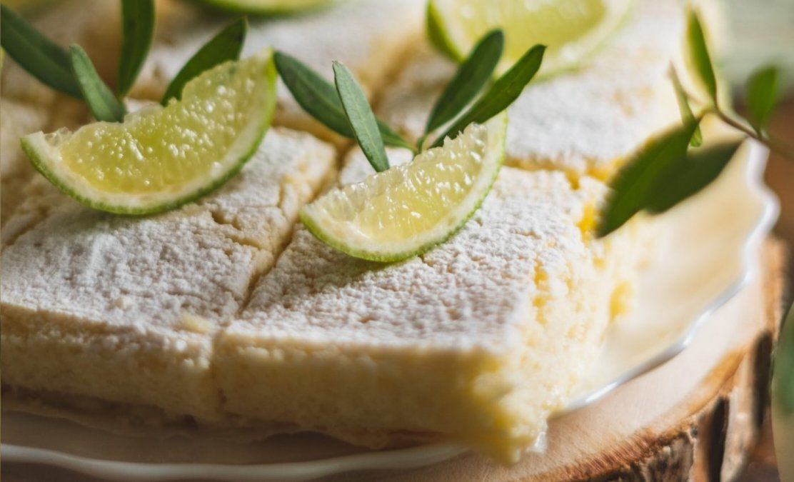 Tarta de crema pastelera con lim&oacute;n