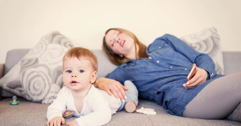 Un estudio de la Universidad Católica de Lovaina, en Bélgica, descubrió que cuidar de los hijos cansa más que trabajar