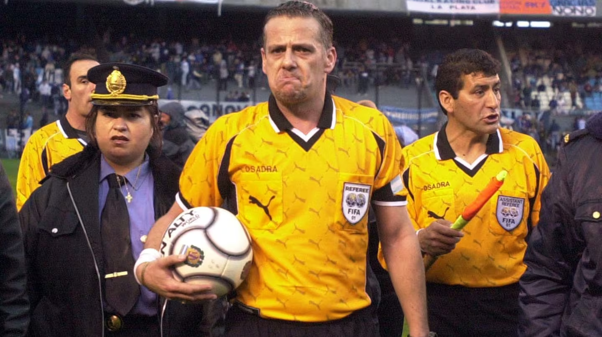 Un año más del suicidio del árbitro de fútbol Fabián Madorrán: homosexualidad