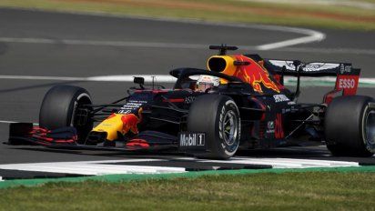 Verstappen rompe con el predominio de Mercedes en el GP 70° Aniversario