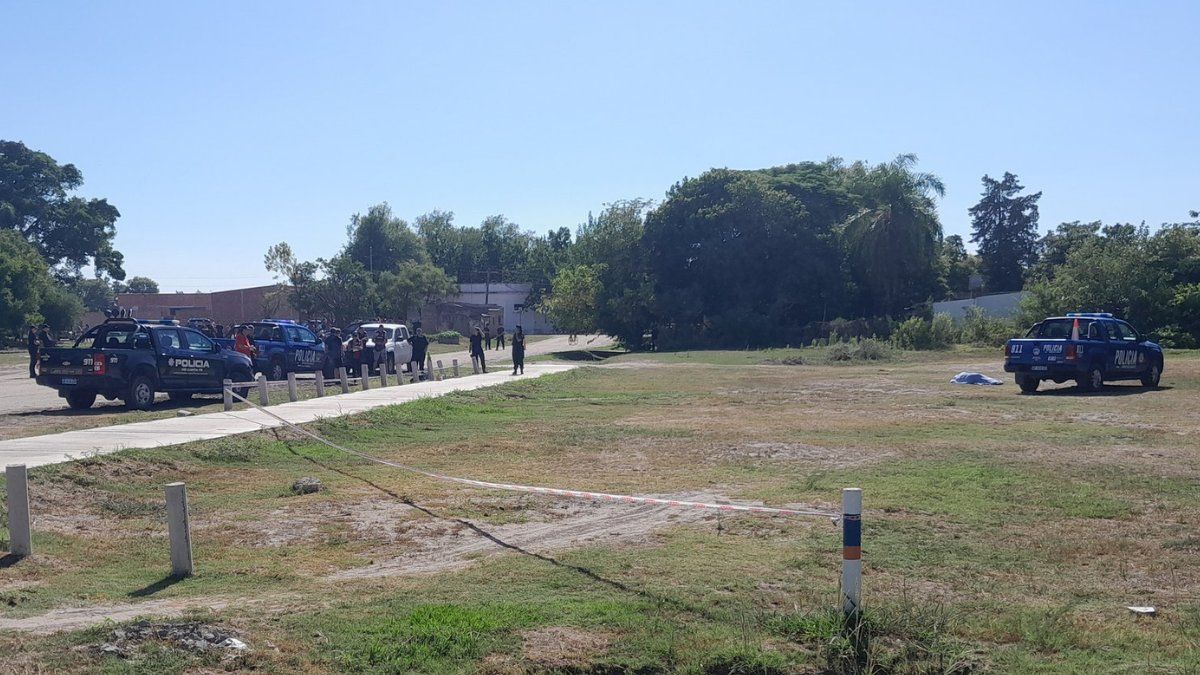 El policía herido fue trasladado al hospital Central con un balazo en el cuello