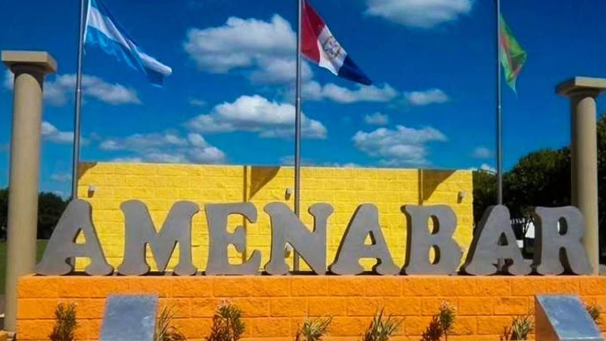 El homicidio fue cometido con alevosía y ensañamiento en el marco de un rito pagano llevado a cabo en 2020 en la localidad de Amenábar (departamento General López). El homicidio fue cometido con alevosía y ensañamiento en el marco de un rito pagano llevado a cabo en 2020 en la localidad de Amenábar (departamento General López).