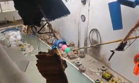 Un natatorio en el barrio Caballito, en Buenos Aires, sufrió el derrumbe de su techo. Un natatorio en el barrio Caballito, en Buenos Aires, sufrió el derrumbe de su techo.