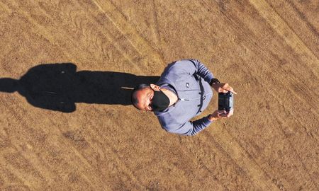 Hernán Retamoso realizó videos con su drone de la Laguna Setúbal semana a semana durante la bajante de este año y en plena cuarentena. Hernán Retamoso realizó videos con su drone de la Laguna Setúbal semana a semana durante la bajante de este año y en plena cuarentena.