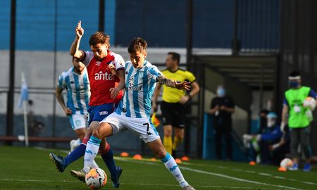 Racing no fue efectivo y cayó como local ante Nacional por la Copa Libertadores. Racing no fue efectivo y cayó como local ante Nacional por la Copa Libertadores.