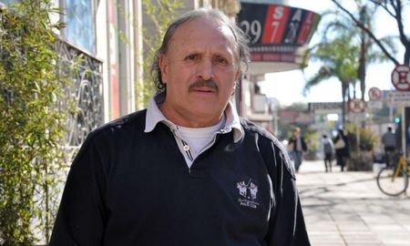 Este lunes por la tarde falleció Leopoldo Jacinto Luque, el ex jugador de fútbol, campeón del mundo con la Selección Argentina en 1978 y ex jugador de Unión de Santa Fe en la década del 70. Este lunes por la tarde falleció Leopoldo Jacinto Luque, el ex jugador de fútbol, campeón del mundo con la Selección Argentina en 1978 y ex jugador de Unión de Santa Fe en la década del 70.