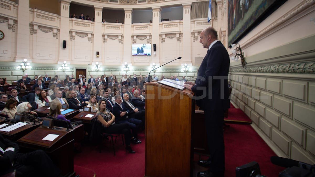 Bajos Submeridionales, áreas protegidas y educación: los ejes ambientales del discurso de Perotti ante la Legislatura