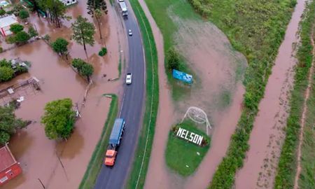 En Nelson cayeron 265 milímetros de llluvia en un día. En Nelson cayeron 265 milímetros de llluvia en un día.