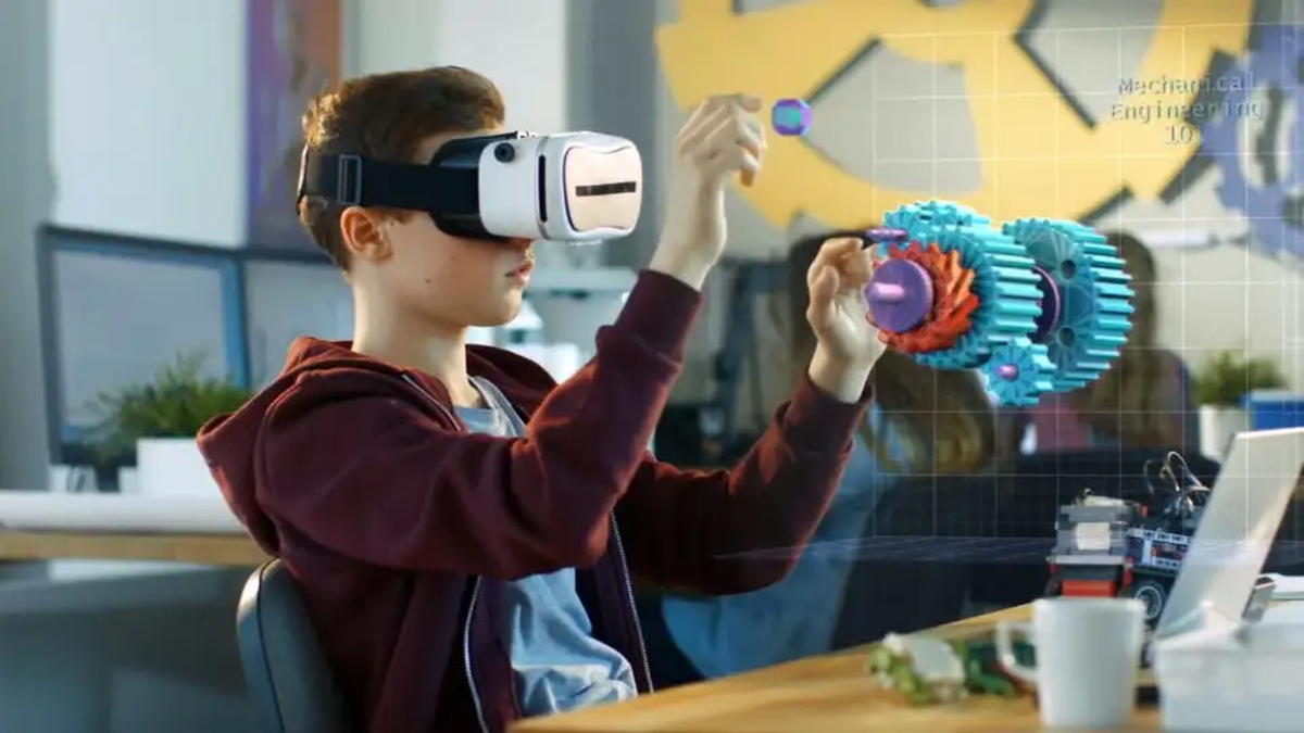 Cómo es el nuevo casco de realidad virtual de Sony.