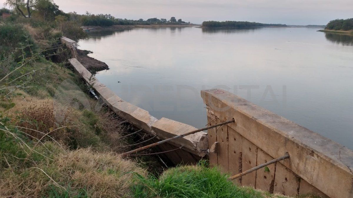 Uno de los primeros trabajos será el dragado de parte de la isla que se encuentra en medio del río Colastiné, frente al terraplén Garello.