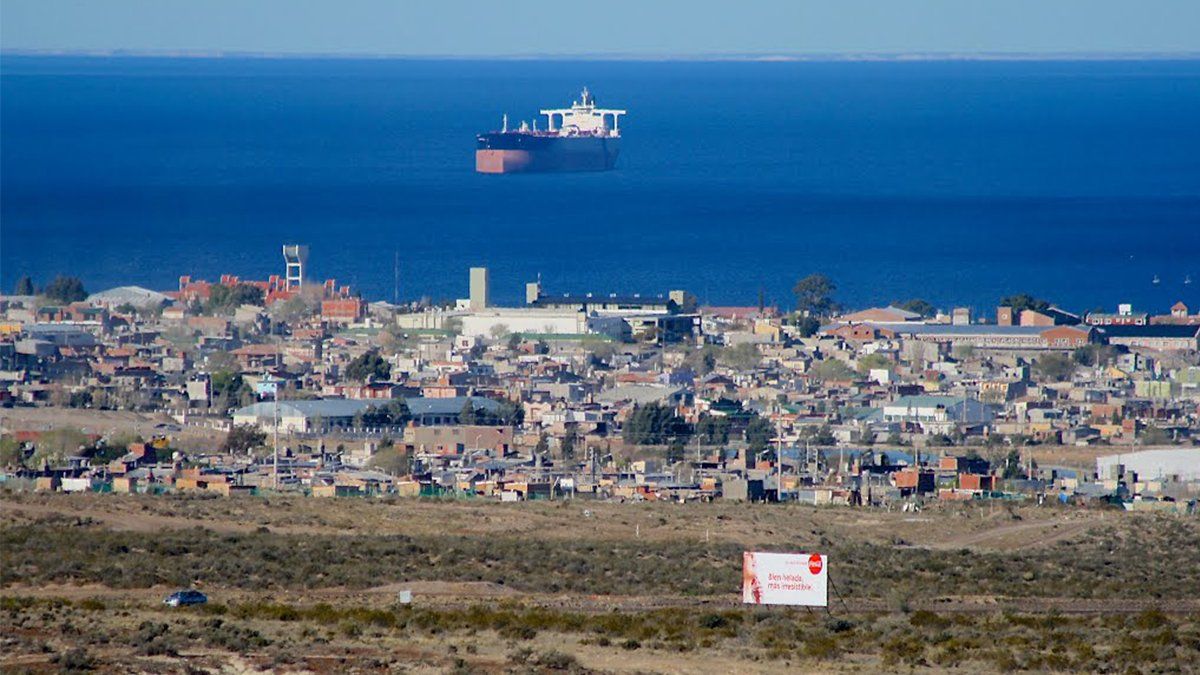 La víctima es oriunda de Puerto Madryn, ubicada en la provincia de Chubut, en el sur de la Argentina.