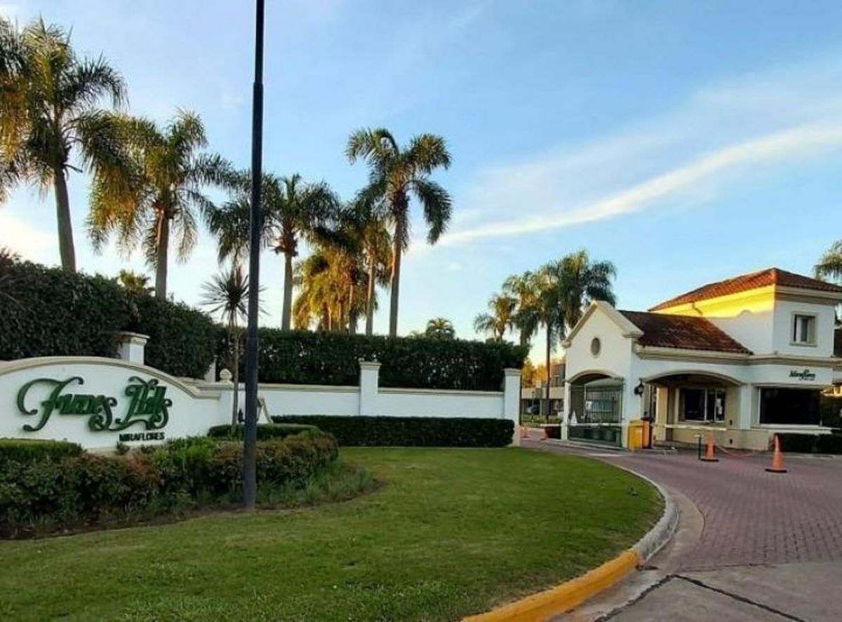 Country Funes Hills Miraflores. Country Funes Hills Miraflores.