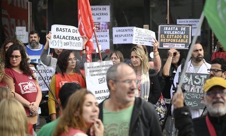 Maestros de Santa Fe realizarán jornada provincial contra la violencia y en defensa de la vida Maestros de Santa Fe realizarán jornada provincial contra la violencia y en defensa de la vida