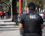 El Ministerio de Seguridad de la provincia y la Municipalidad de Santa Fe repetirán el mismo operativo que se llevó adelante en los partidos frente a Patronato y Racing. El Ministerio de Seguridad de la provincia y la Municipalidad de Santa Fe repetirán el mismo operativo que se llevó adelante en los partidos frente a Patronato y Racing.