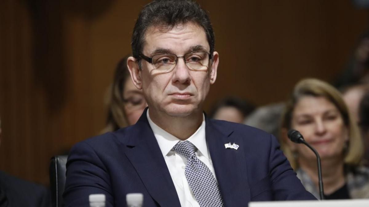 El CEO y presidente de la farmacéutica Pfizer