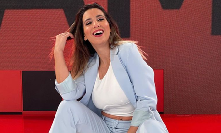 cinthia fernandez mostro en vivo los mensajes que le envian futbolistas casados cinthia fernandez mostro en vivo los mensajes que le envian futbolistas casados