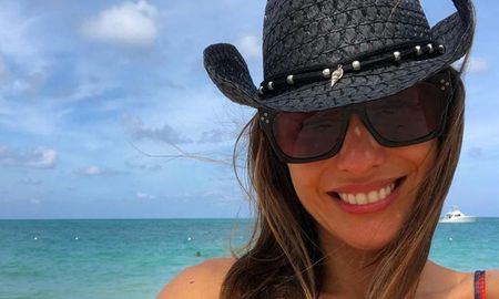 Pampita se encuentra de vacaciones en Punta Cana, junto a su marido Roberto García Moritán y a sus hijos, con los que disfruta de las playas del Caribe.
