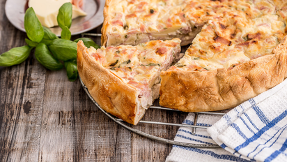 Tarta de jamón y queso: receta fácil y deliciosa