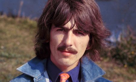 Un día como hoy nacía George Harrison, el beatle silencioso. Un día como hoy nacía George Harrison, el beatle silencioso.