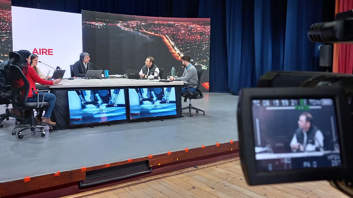 Aviano respondió las preguntas de los oyentes de AIRE sobre el programa de Billetera Santa Fe.