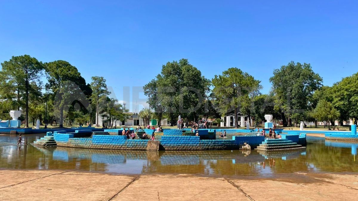 Los piletones del Parque Juan de Garay cuentan con menos cantidad de agua que años anteriores