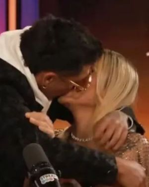 La pareja confirmó que el romance nacido en el reality continúa fuera de la casa más famosa del país. La pareja confirmó que el romance nacido en el reality continúa fuera de la casa más famosa del país.