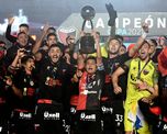 El Club Atlético Colón alcanzó el primer título de Primera División en su historia el 4 de junio de 2021: la Copa de la Liga Profesional. El Club Atlético Colón alcanzó el primer título de Primera División en su historia el 4 de junio de 2021: la Copa de la Liga Profesional.