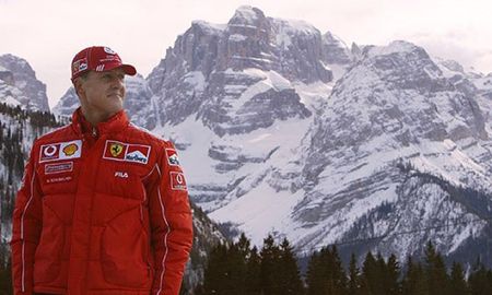 El alemán Michael Schumaches sufrió un grave accidente en los Alpes franceses mientras esquiaba, en diciembre de 2013. El alemán Michael Schumaches sufrió un grave accidente en los Alpes franceses mientras esquiaba, en diciembre de 2013.