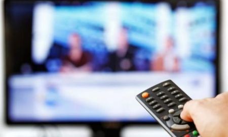 Las pequeñas y medianas empresas operadoras de cable son unas 700 en el país. Las pequeñas y medianas empresas operadoras de cable son unas 700 en el país.