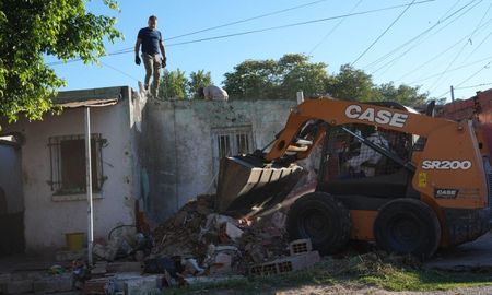 Se derribó un punto de venta de estupefacientes en calle Garibaldi al 200, en la zona sur de Rosario. Se derribó un punto de venta de estupefacientes en calle Garibaldi al 200, en la zona sur de Rosario.