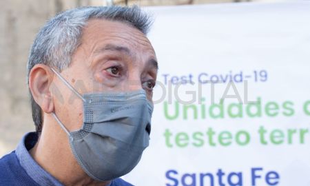 El secretario de Salud, Jorge Prieto, dijo que el primer pico de casos de covid de 2020 se produjo después del Día del Padre. El secretario de Salud, Jorge Prieto, dijo que el primer pico de casos de covid de 2020 se produjo después del Día del Padre.