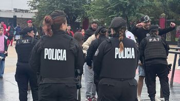 Una mujer con pedido de captura y tres hombres detenidos serán excluidos de las canchas
