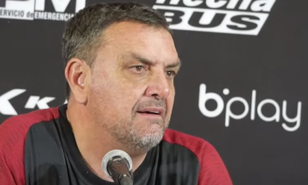Diego Osella, entrenador de Colón. Diego Osella, entrenador de Colón.