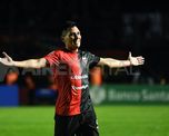 El Kily Vega más cerca de quedar en Colón que de irse a Sarmiento de Junín El Kily Vega más cerca de quedar en Colón que de irse a Sarmiento de Junín