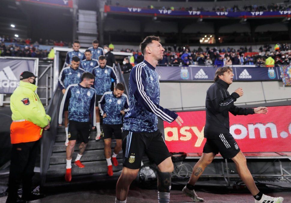 La Selección Argentina enfrenta en esta triple fecha a Paraguay, Uruguay y Perú, en su camino al Mundial de Qatar 2022.