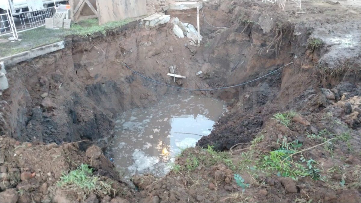 Desde Aguas Santafesinas informaron que los trabajos que se realizaron sobre el cantero central de bulevard Pellegrini