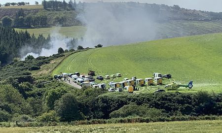 Descarriló un tren en Escocia este miércoles y hay al menos tres muertos y varios heridos. Descarriló un tren en Escocia este miércoles y hay al menos tres muertos y varios heridos.