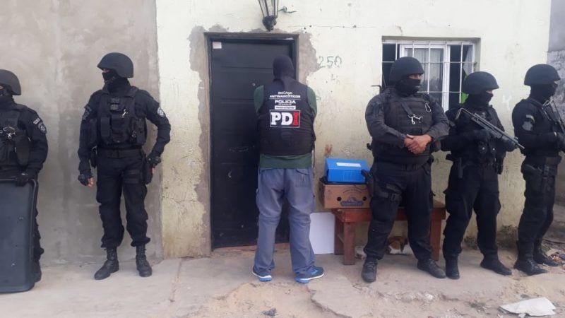 Detuvieron a una mujer por venta de drogas en Villa Hipódromo