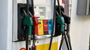 La nafta seguirá en aumento: por qué las bajas del petróleo no llegan al surtidor