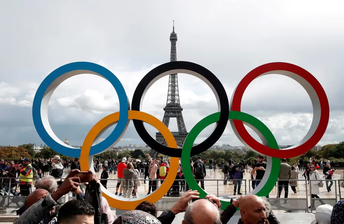 El santafesino Luciano De Cecco será abanderado los Juegos Olímpicos de París 2024. El santafesino Luciano De Cecco será abanderado los Juegos Olímpicos de París 2024.