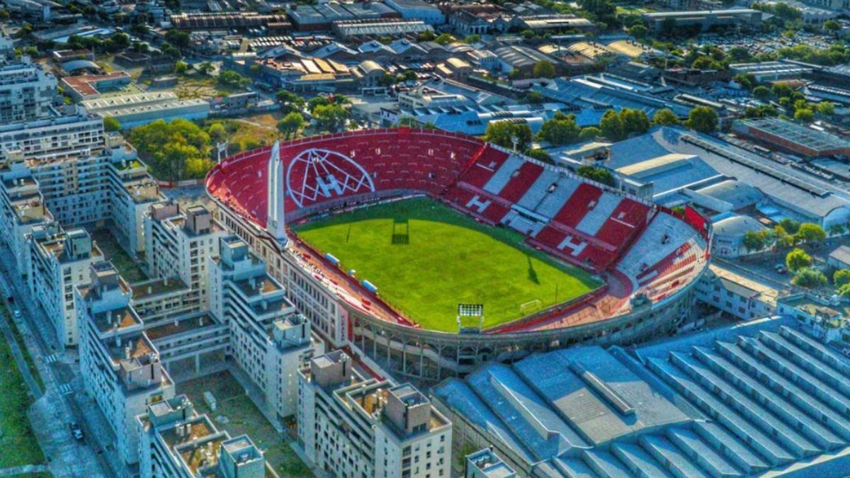 La serie de octavos de final se disputará en el Ducó (ida) y Defensores del Chaco (vuelta). La serie de octavos de final se disputará en el Ducó (ida) y Defensores del Chaco (vuelta).