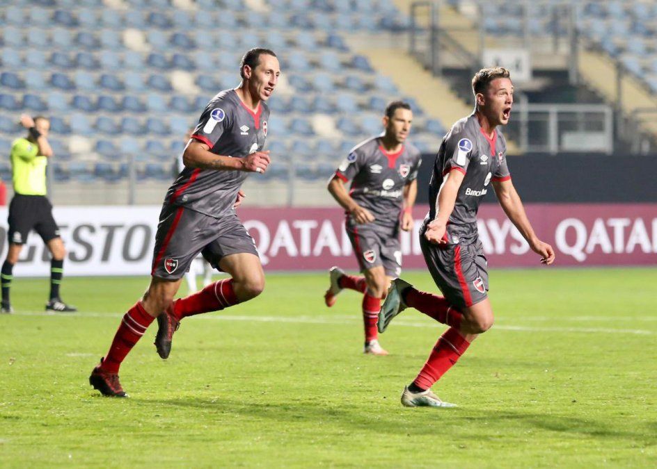 Newells derrotó a Palestino de Chile y se mantiene con chances de clasificar a la segunda ronda de la Copa Sudamericana.